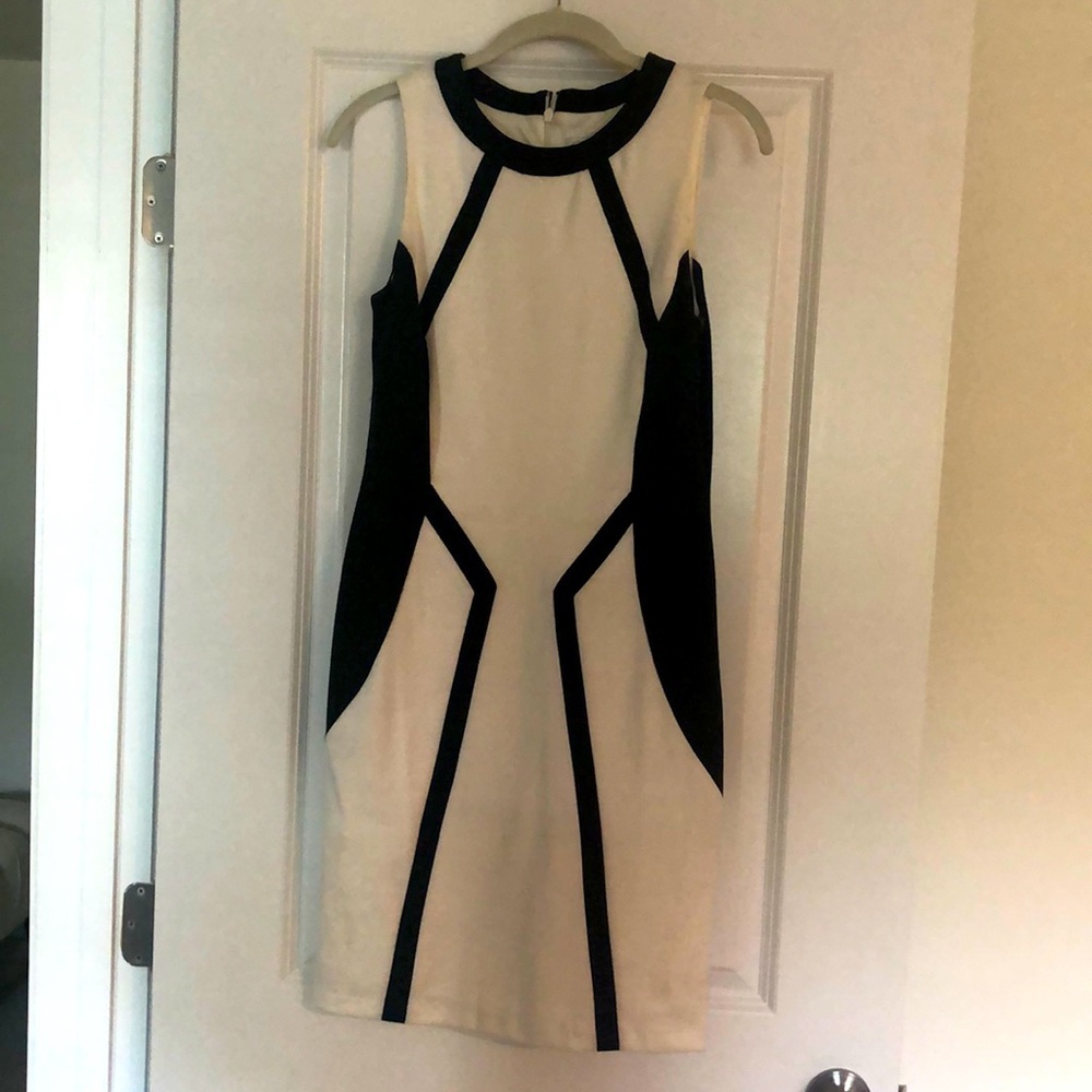 Jessica Simpson cream and black dress